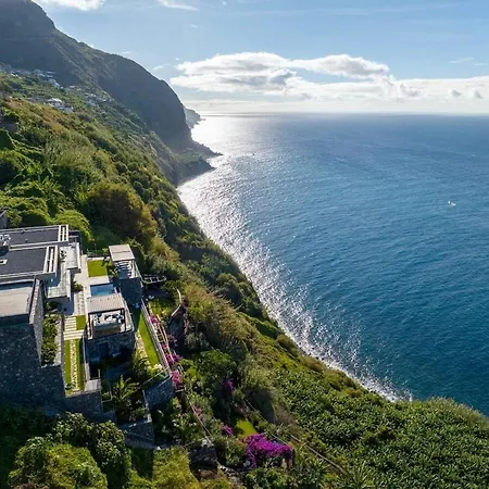 Mea Suna Madeira Villa *