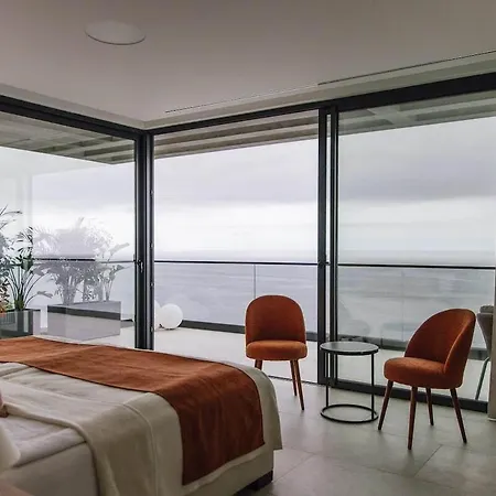 Mea Suna Madeira Villa *