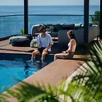 Mea Suna Arco da Calheta (Madeira)