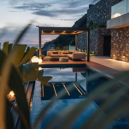 Mea Suna * Arco da Calheta (Madeira)